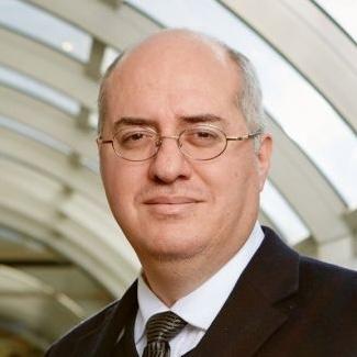Héctor Muñoz-Avila headshot